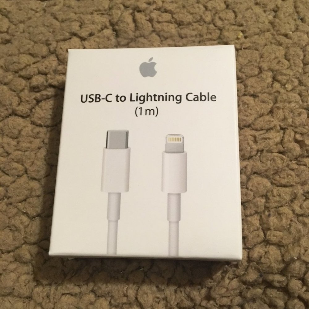 Apple USB-C to Lightning Cable
